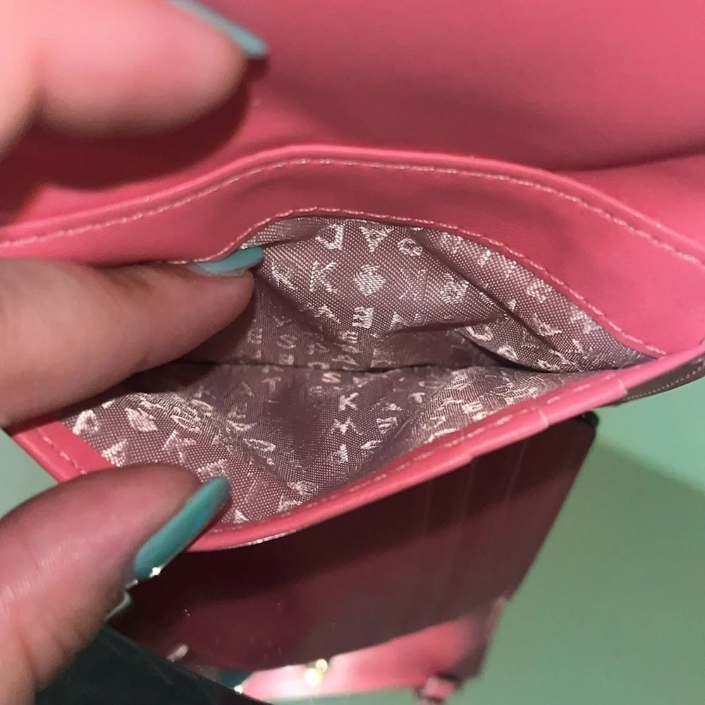 Kate Spade Small Shawn Larchmont Ave Wallet Crina Coral